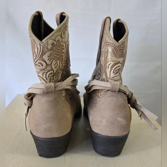 Dingo Women's Tan Floral Western Cowboy Booties Size 9M - Picture 6 of 11